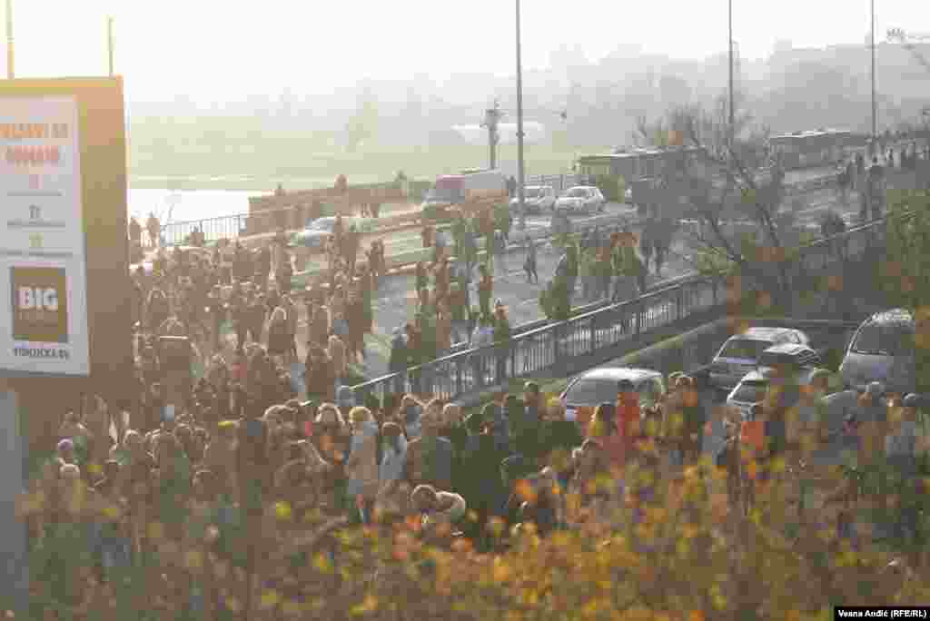 Едно од главните места за блокади во Белград беше Бранков мост