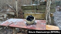 С началом зимы на Донбассе усилились обстрелы. 1 декабря погиб 22-летний боец