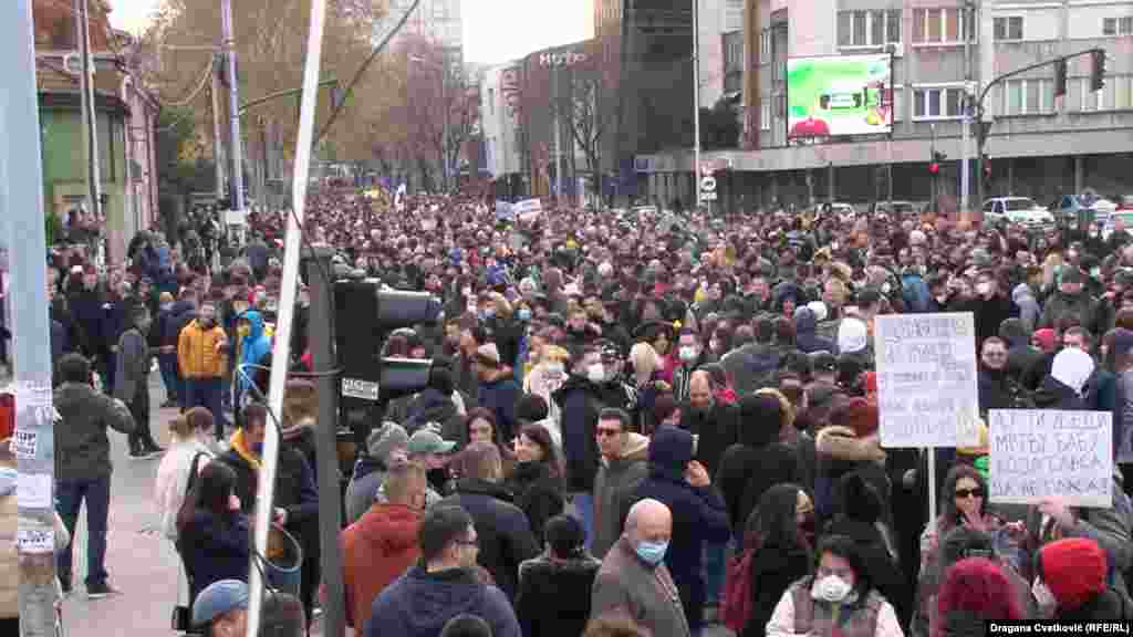 Фотографија од протестот и блокадите во Ниш