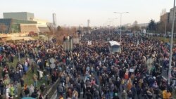 Ismét ezrek tüntettek a lítiumbánya ellen Szerbiában