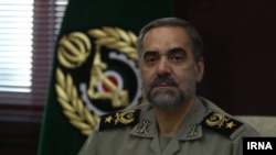 محمدرضا آشتیانی، وزیر دفاع ایران