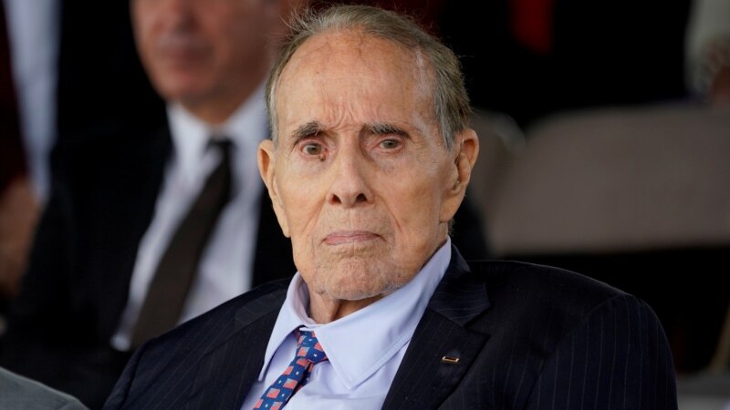 Preminuo bivši američki senator Bob Dole