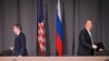 Держсекретар США Ентоні Блінкен (л) та голова МЗС Росії Сергій Лавров у Стокгольмі, Швеція, 2 грудня 2021 року