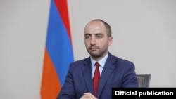 Purtătorul de cuvânt al Ministerului de Externe armean, Vahan Hunanian