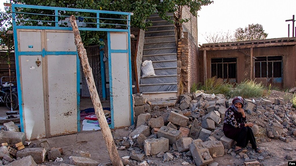 عکس آرشیوی و مربوط به زمین‌لرزه مهر ۱۴۰۱ در خوی است