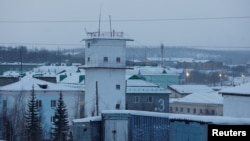 Из-за гибели оппозиционера Великобритания ввела санкции против сотрудников колонии, в том числе против Василия Выдрина.