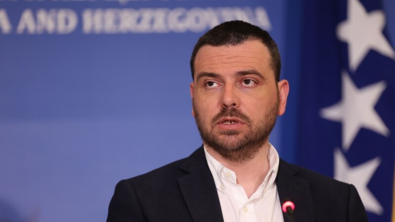 Policijska zaštita Saši Magazinoviću zbog prijetnji nakon podrške članstvu Kosova u Vijeću Evrope  