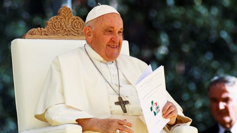 Папата Франциск ја повика Европа да прими мигранти
