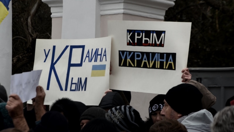 Беларуска, якая лічыць Крым расейскім, абурылася праблемамі з літоўскім ВНЖ