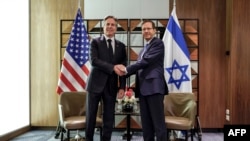 Antony Blinken amerikai külügyminiszter Jichák Hercog izraeli elnökkel Tel-Avivban 2024. január 9-én