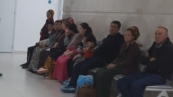 Diňle: Ahalda býujet işgärleriniň aýlyklarynyň berilmegi ýene gijikdirilýär