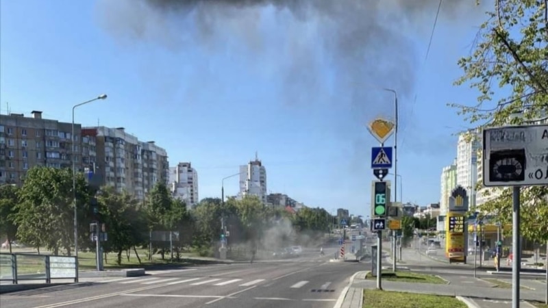 Из Белгорода поступили сообщения о взрыве и падении беспилотника