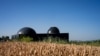 Ndërtesa e Observatorit dhe Planetariumit Kombëtar të Kosovës&nbsp;në fshatin Rashincë, Shtime, shihet nga larg.