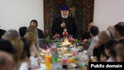 Armenia - Catholicos Garegin II hosts New Year's Eve dinner with refugees from Nagorno-Karabakh, Echmiadzin, December 31, 2023.