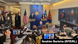 Прес-конференција на претседателката на Косово, Вјоса Османи, и американскиот претставник за Западен Балкан, Габриел Ескобар, Приштина, 13 март 2024 г.