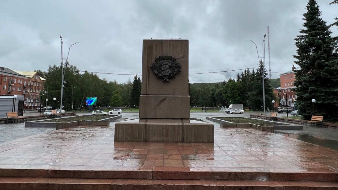 Тейлор Уэйн порно онлайн көру