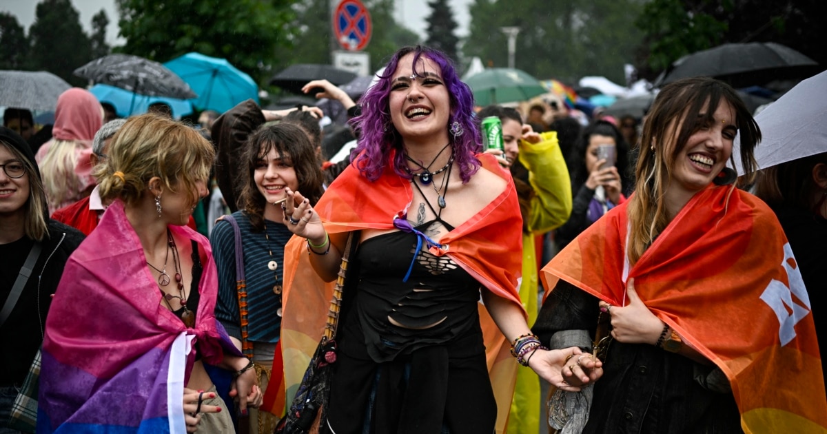 Забраната да се обсъждат ЛГБТ теми в училище е засилила