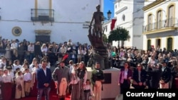 Открытие памятника Риего в городке Кабесас-де-Сан-Хуан, 2023