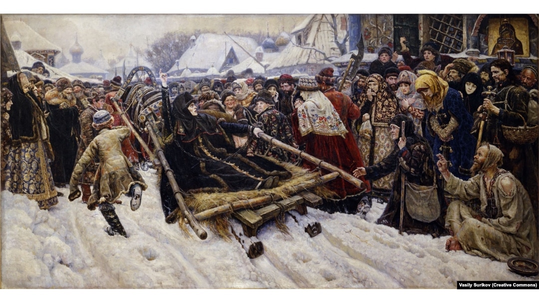 O pictură a artistului rus Vasili Surikov o înfățișează pe credincioasa Feodosia Morozova ridicând două degete în fața susținătorilor, în timp ce este condusă la închisoare și, în cele din urmă, la moarte, de autoritățile țariste, în 1671.