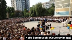 „Primul clopoțel” la Liceul „Mihai Viteazul” din Chișinău
