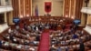 Седница на албанскиот парламент (илустрација)