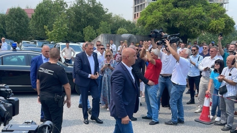 Iznošenjem dokaza odbrane nastavljeno suđenje Lukiću i Dodiku 