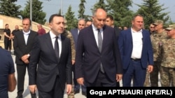 საქმე თავდაცვის ყოფილ მინისტრ ჯუანშერ ბურჭულაძეს უკავშირდება - მას 11-დან 15 წლამდე პატიმრობა ემუქრება. ამჟამად საპროცესო შეთანხმებით 5-წლიანი პატიმრობა აქვს მისჯილი.