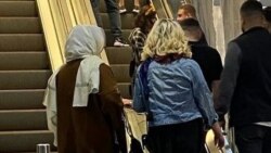 تردد زنان بدون توجه به حجاب اجباری در ایران ادامه دارد