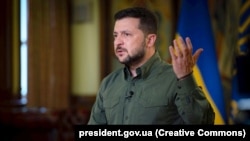 Președintele Zelenski a declarat că Ucraina poate organiza alegeri libere și pe timp de război dacă Occidentul împarte costurile