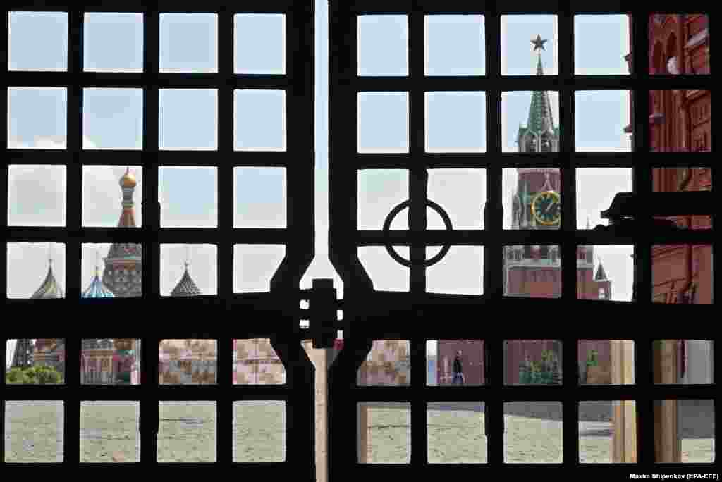 Closed gates at the northern corner of Red Square. The historic gates were bolted shut on June 24, and a graduation ceremony scheduled to be held in the Kremlin that day has been cancelled entirely, according to local reports.&nbsp;