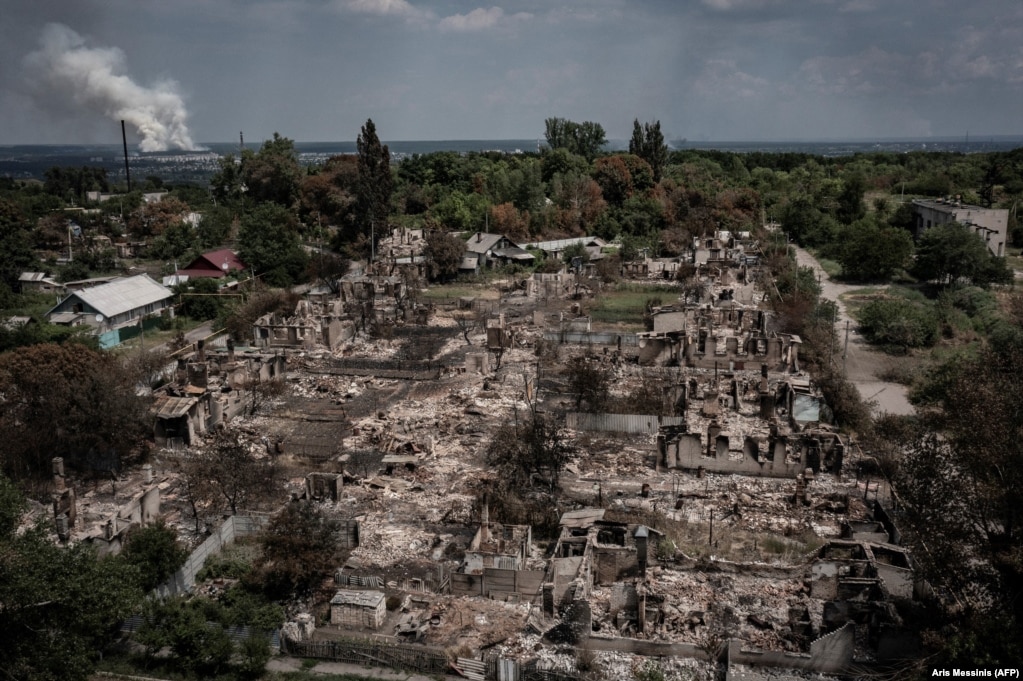 Ajo çfarë ka mbetur nga një lagje periferike e Privilljas fotografuara në qershor të vitit 2022, në të njëjtin muaj që forcat ruse pretenduan se e kishin pushtuar qytetin.