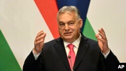 Premierul Ungariei, Viktor Orban, solicită Uniunii Europene ca ajutorul pentru Ucraina să fie revizuit anual și să nu prevadă ajutoare multianuale.