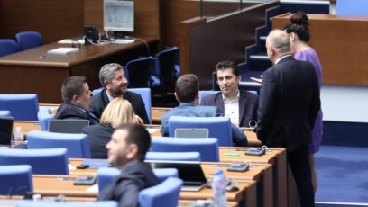 Парламентът гласува във вторник че първият мандат за съставяне на