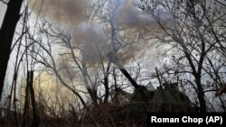Вогонь із гаубиці «Акація» поблизу Бахмута, 17 березня 2023 року