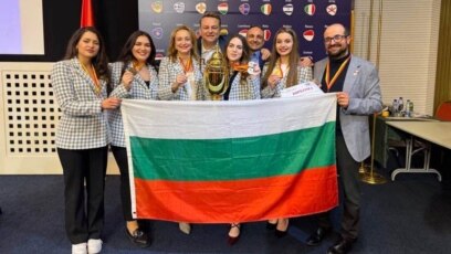 Пет жени спечелиха историческо първо злато за България на Европейското