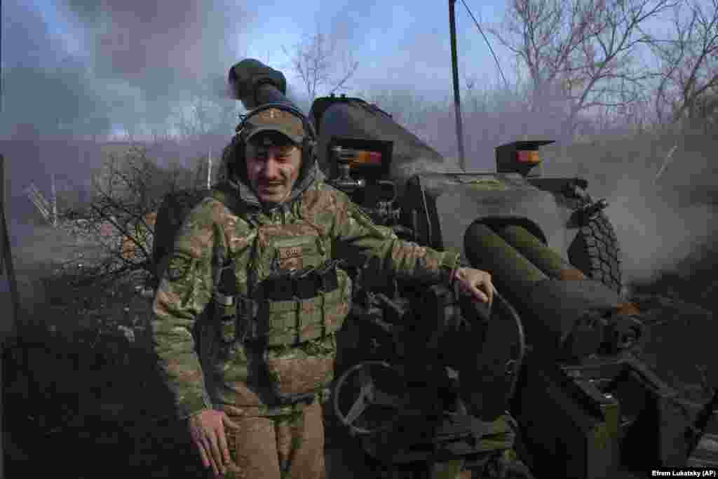 A Ukrainian soldier of 80th Separate Airborne Assault Brigade fires a D-30 cannon toward Russian positions near Klishchiyivka. &nbsp; Syrskiy wrote in a Telegram post on March 2, that &ldquo;some brigades manage to hold back enemy attacks and hold their positions, while others do not.&rdquo; &nbsp;