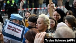 Юлия Навальная на митинге возле посольства России в Берлине 17 марта 2024 года
