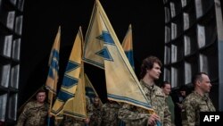 Бойцы полка "Азов" в Киеве, август 2022 г. Иллюстративная фотография