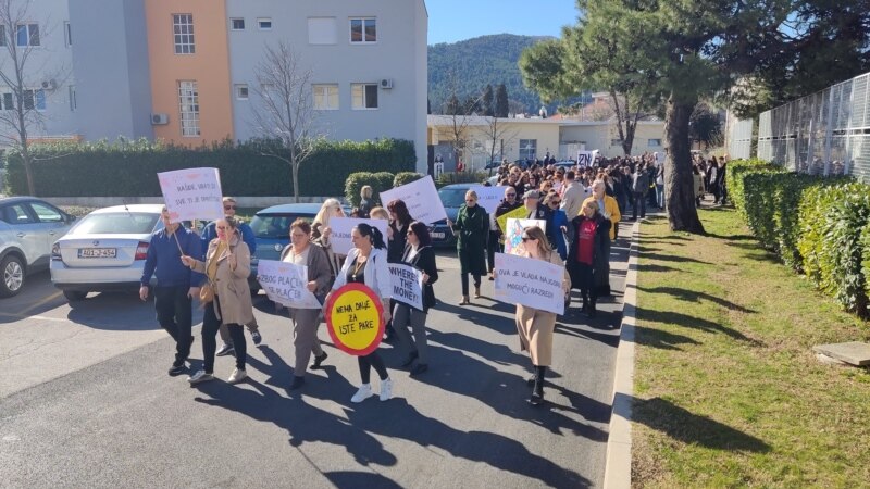 Protestna šetnja budžetskih korisnika u Mostaru