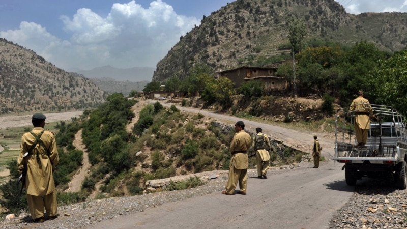 Attack On Pakistani Army Posts Leaves 3 Soldiers, 4 Insurgents Dead