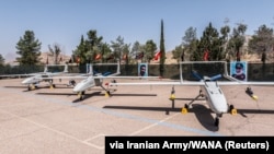 БПЛА иранских вооруженных сил, используемые сейчас для поражения морских целей в Ормузском проливе. Фото 2023 года