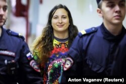 Художница Саша Скочиленко, приговоренная к 7 годам лишения свободы по статье о "фейках" о российской армии