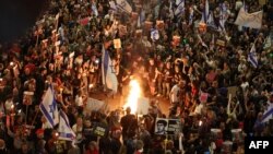 Demonstracije ispred Ministarstva odbrane u Tel Avivu, Izrael, 30. mart 2024.