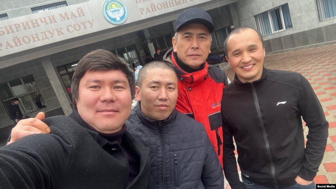 Жоодар Бузумов, Максат Тажибек уулу, Сайпидин Султаналиев жана Тыныстан Асыпбеков. 9-апрель, 2024-жыл.