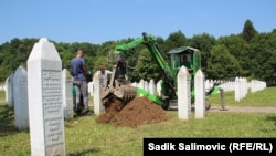 Reekshumacija žrtava genocida u Potočarima, 12. juli 2023. 