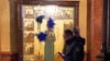 9 იანვარი. სამების ტაძარი. მატრონა მოსკოველის ხატს ლურჯი საღებავი შეასხეს.