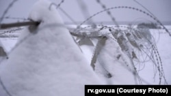 Так выглядала мяжа паміж Беларусьсю і Ўкраінай у Ровенскай вобласьці ў лютым 2024 году. Ілюстрацыйнае фота