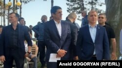Лидеры оппозиции