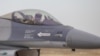 Зеленський: тренування українських пілотів на F-16 поки що є «мінімальними»