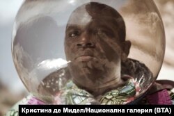  Кадър от серията „ Афронавти “ 